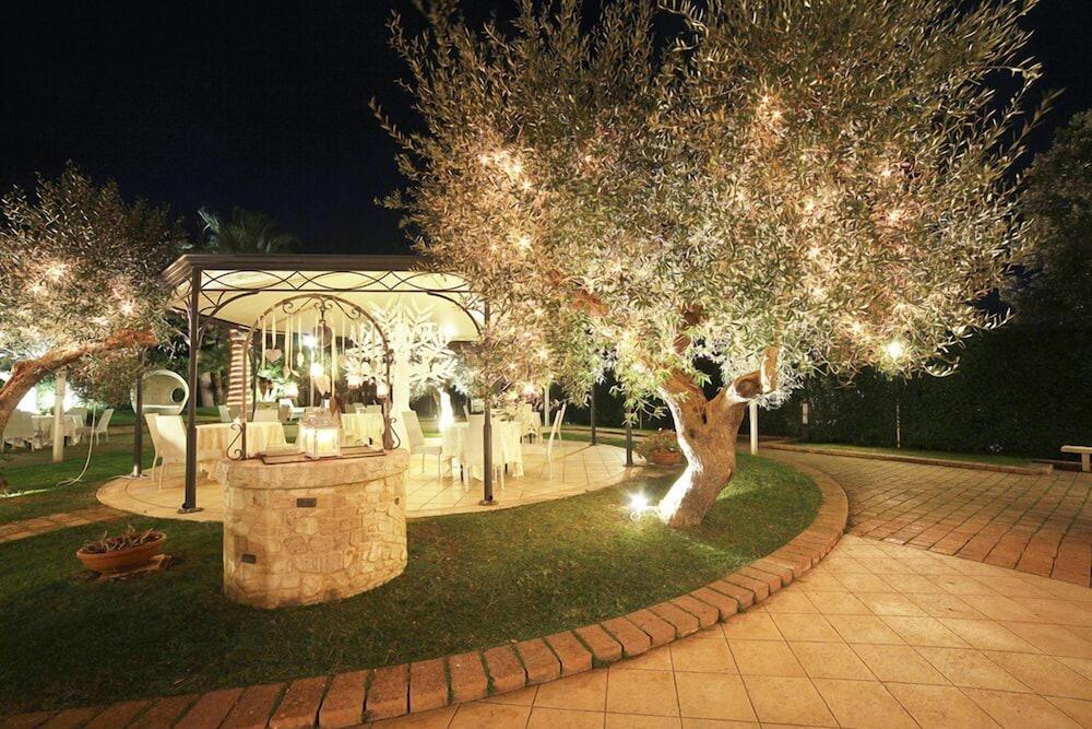 Park Hotel La Grave Castellana Grotte Exterior foto