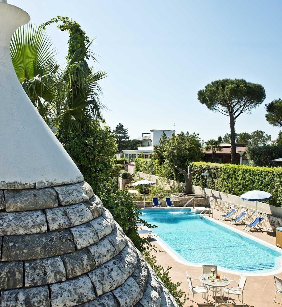 Park Hotel La Grave Castellana Grotte Exterior foto